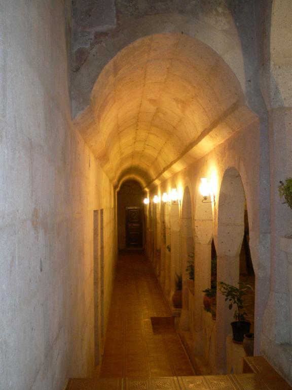 Nature Park Cave Hotel Гореме Экстерьер фото