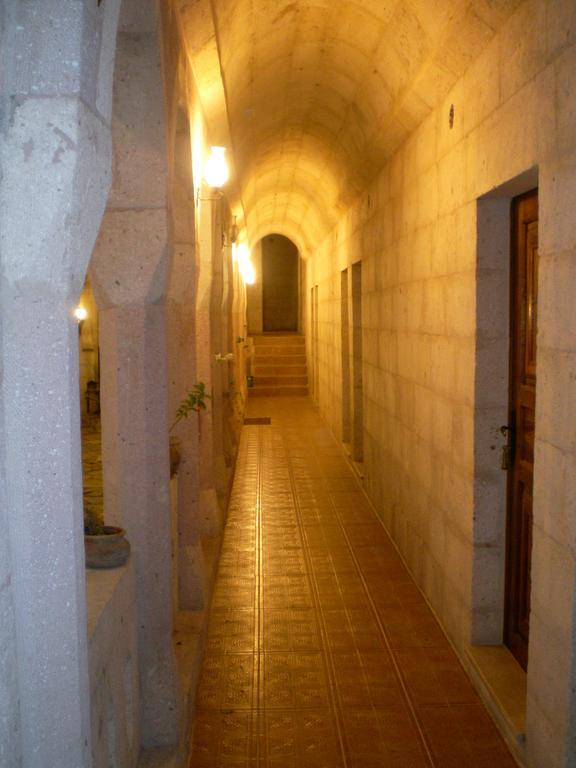 Nature Park Cave Hotel Гореме Экстерьер фото