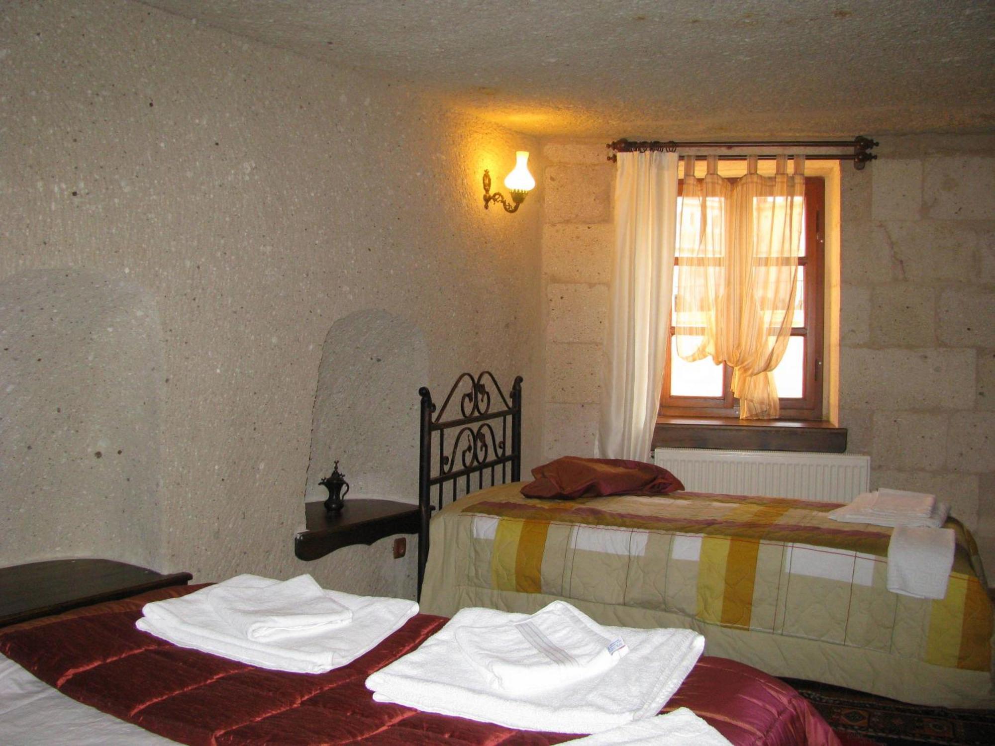 Nature Park Cave Hotel Гореме Экстерьер фото