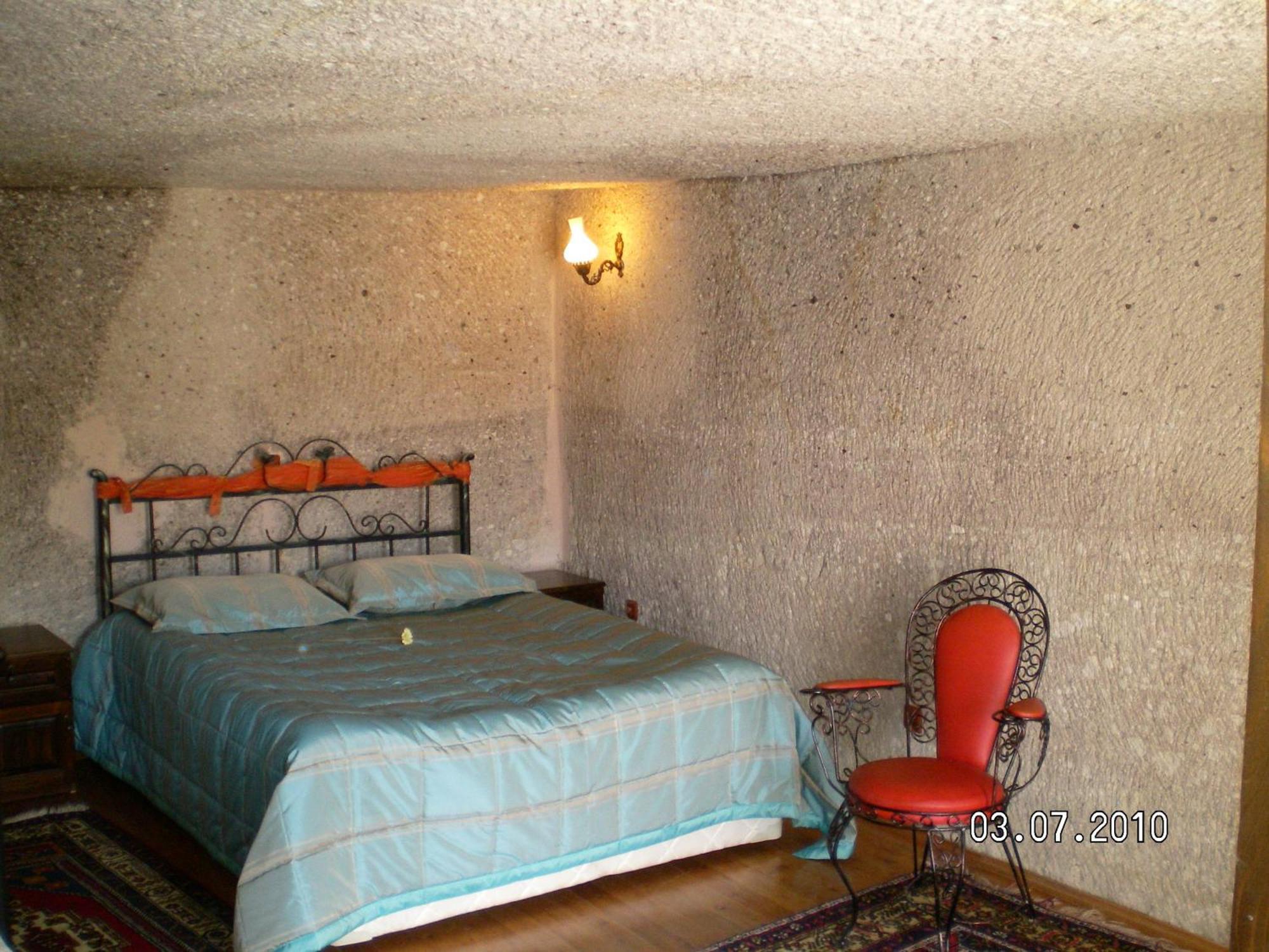 Nature Park Cave Hotel Гореме Экстерьер фото